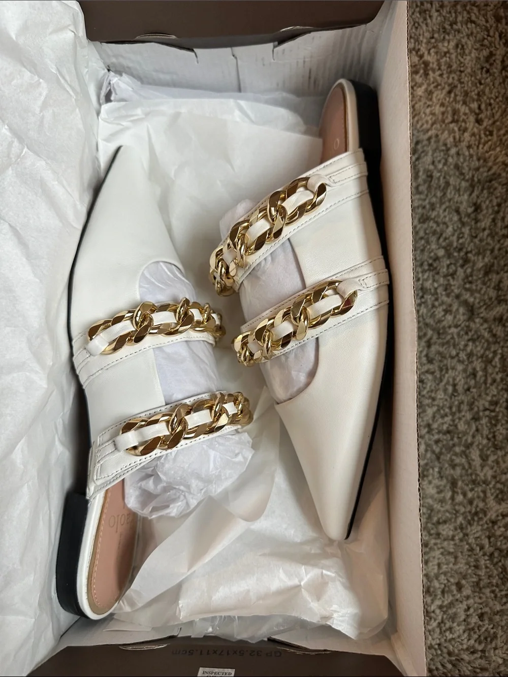 Paolo Women’s White Pointed-Toe Slip-On Mules with Gold Chain Detail SIZE6